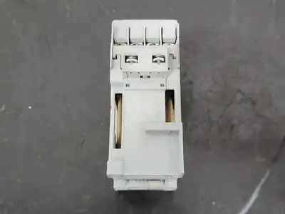 USED ALLEN-BRADLEY 104-C09DJ22