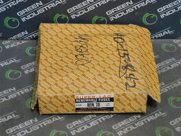 Used BUSSMANN REN 70 Fuses | Green Industrial #673519