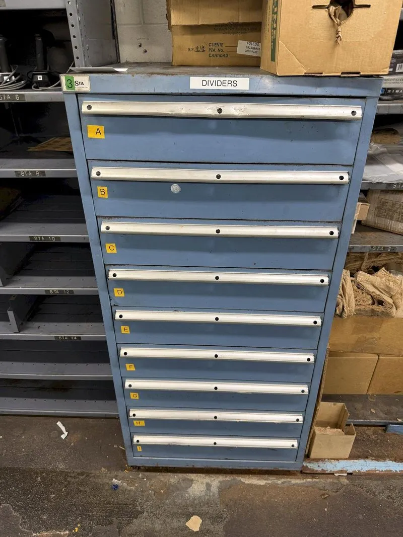 9 DRAWER x 28" x 29" x 60" HIGH LISTA TOOL STORAGE CABINET: YOBRO #25392