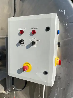 10000 L Stainless Steel Horizontal Insulated Mixing Tank