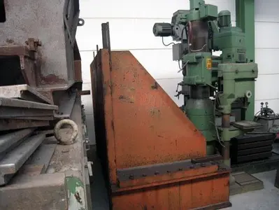 USED ANGLE PLATE 2830 X 1470