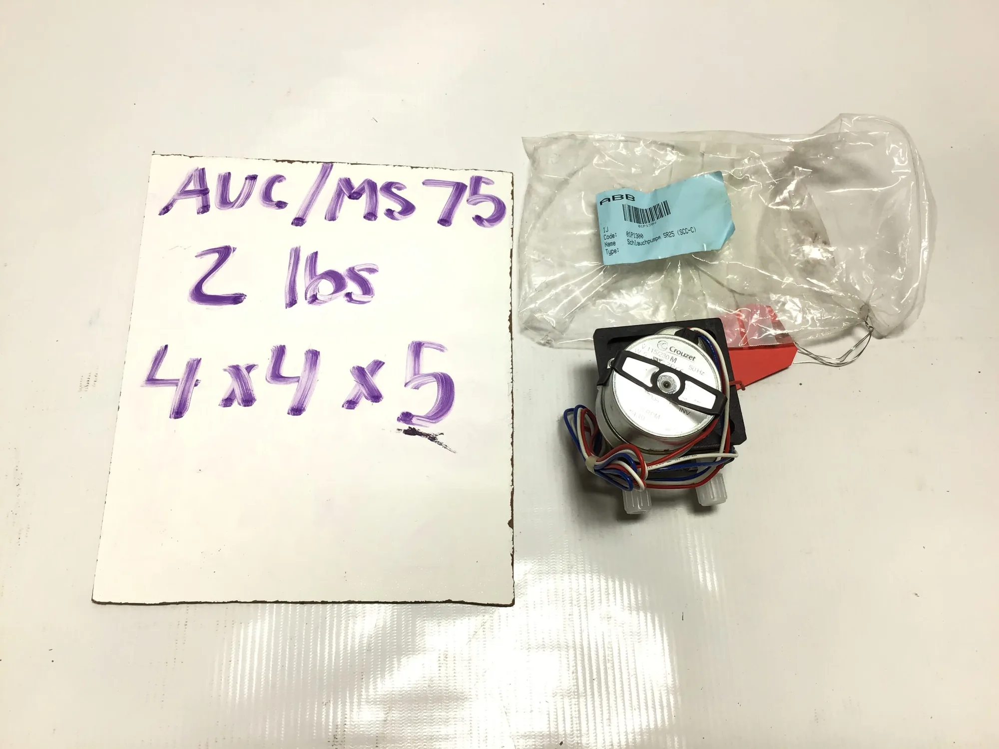 Crouzet Synchronous Geared AC V115/230M Geared Motor (LT1)