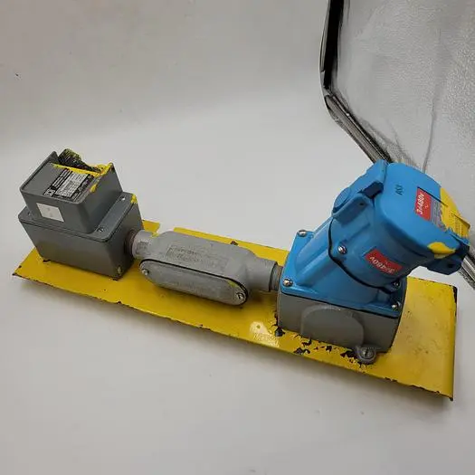 Used MELTRIC & SQUARE D _UNKNOWN_ Connector Accessories | ND Industrial Surplus #1221478