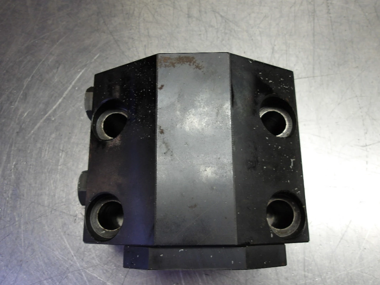 Okuma 1-1/2" I.D. CNC Turret Tool Holder Tool Block LB3000 8435 (LOC2162)