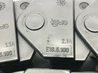E16-5-100-0 | Igus E16.5.100.0 Energy Chain 4ft Length - New – Open box