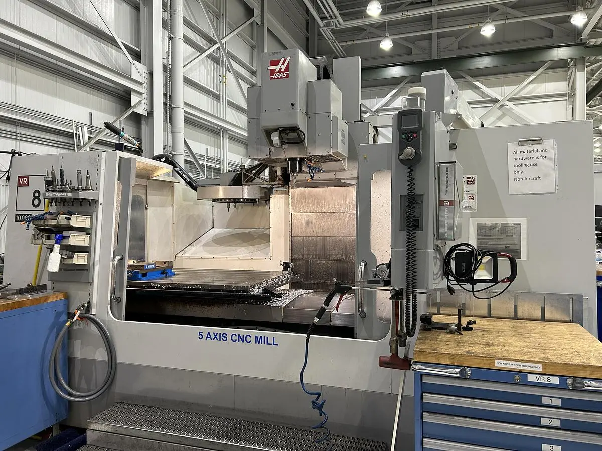 2008 Haas VR-8/40  5-Axis Head, WIPS Renishaw Tool & Part Probe, Coolant Thru the Spindle, Programmable Coolant, Remote Jog Handle