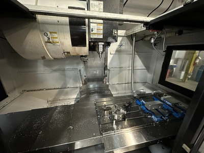 Maxcut VM-1000 CNC Mill