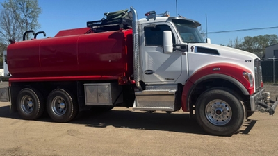 USED 2024 Kenworth T880 WT