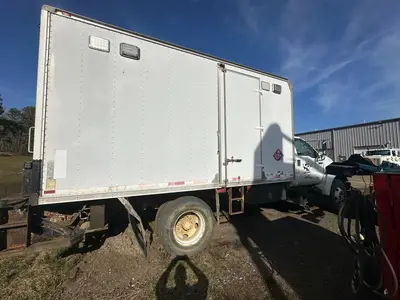 Used 2000 FORD F650 BOX TRUCK Box trucks New Jersey US | Proxy Equipment #1384905