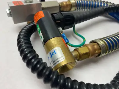 Used EXAIR ION AIR JET W/ STAY SET FLEXIBLE HOSE & MAG BASE Hoses | Maverick Industrial Sales #1108967
