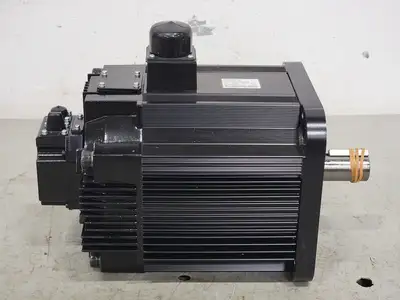 NEW YASKAWA SGMRS-37A2A-YR13