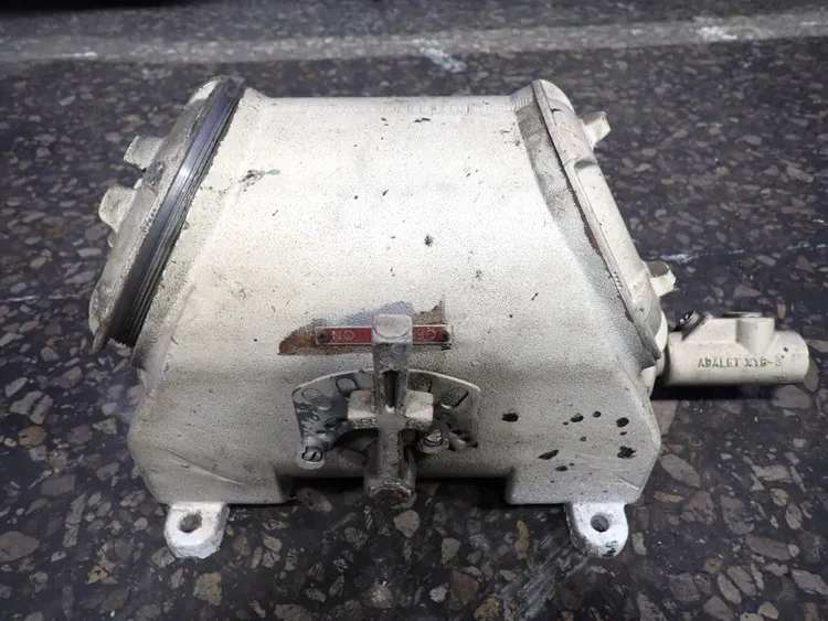 Used CROUSEHINDS _UNKNOWN_ Relays & Switches | HGR 24 #739235