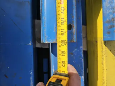 USED GORBEL 1 TON FREESTANDING CRANE