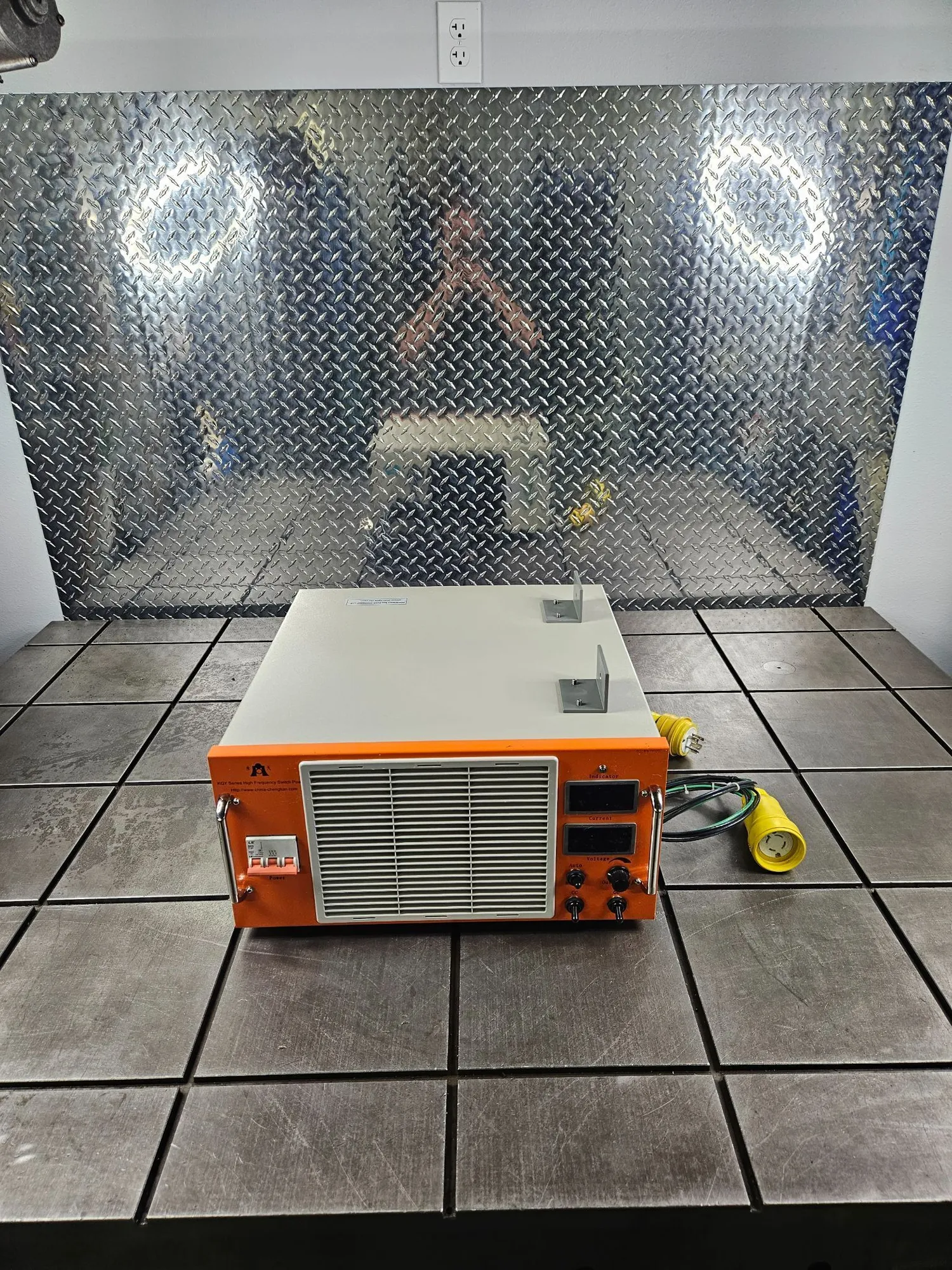 USED KGY 300 A/ 24 V