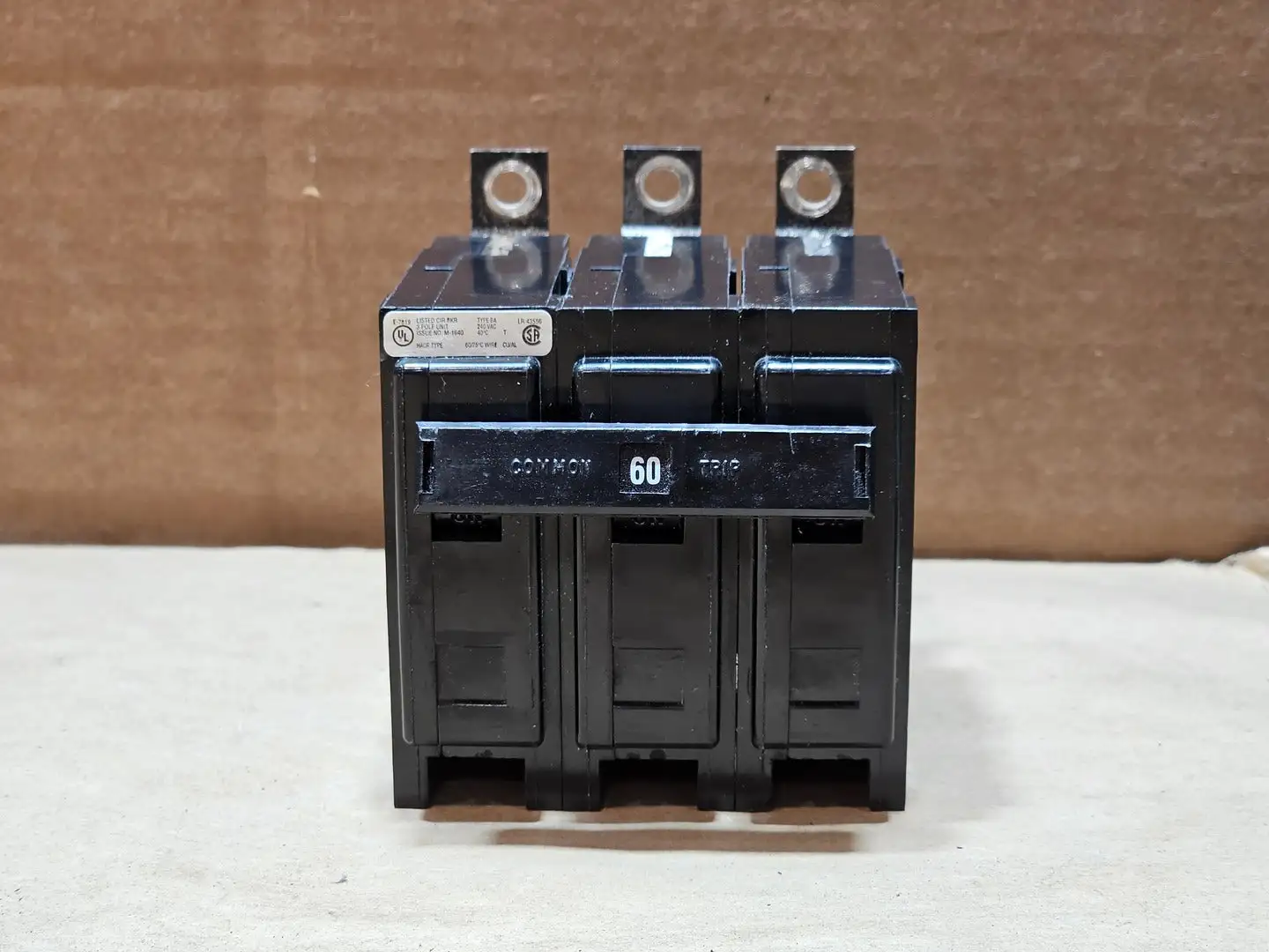 USED CUTLER-HAMMER BAB3060H