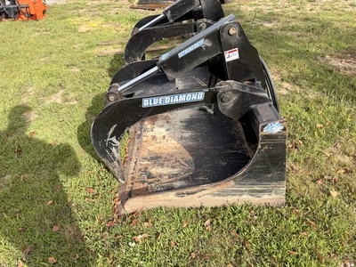 Used BLUE DIAMOND 106175 GRAPPLE LOADER BUCKET SKID STEER ATTACHMENT Grapple Buckets Michigan US | Miedema Asset Management Group #1424738