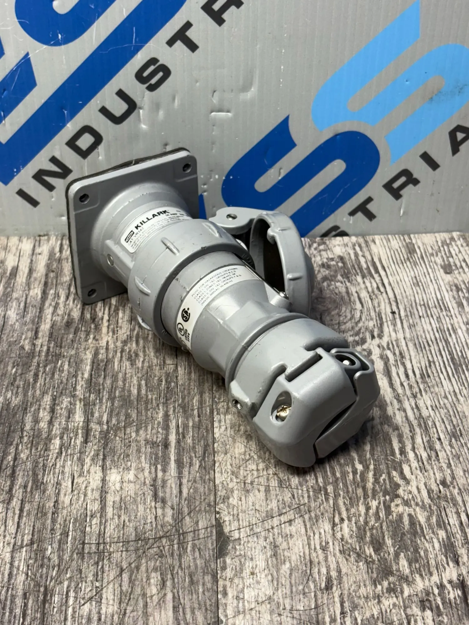 USED HUBBELL KILLARK VP3485/VR342