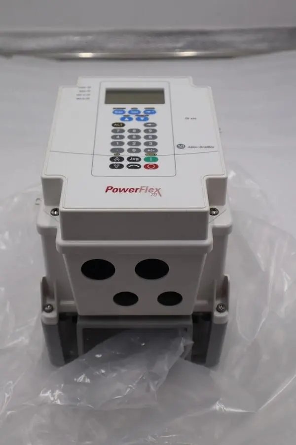 ALLEN-BRADLEY 20AD2P1C3AYNANC0 POWERFLEX 70  1 HP AC DRIVE SERIES B STOCK #2800