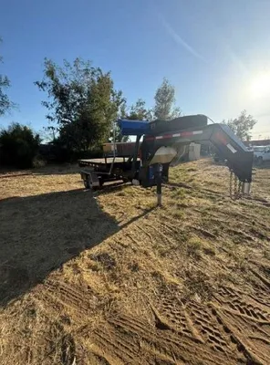 Used 2024 Cam-Lift CL242SGN14 Hooklifts & Roll-Offs California US | Wind River Equipment Finance LLC #1557906