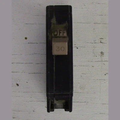 Cutler Hammer 1 Pole 30 Amp Type CH Push-in Breaker
