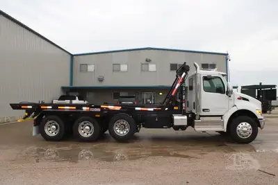 Used 2027 PETERBILT 548 Rolloff Trucks Texas US | Roll Off Truck World #1491958