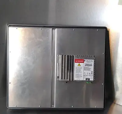 Allen-Bradley 2715P-T19CD Ser A Panelview 5510 Loc2E15