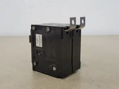 USED CUTLER-HAMMER BA215