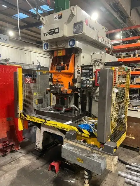 Amada TP-60