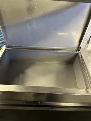174-0046 36” Countertop Self Contained Prep Unit Pan Rail