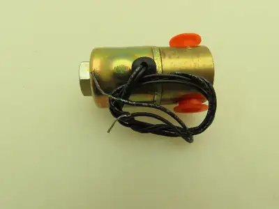 Honeywell Skinner 3131BBN1GN00 Solenoid Valve 3-Way NC 24VAC 100 PSI 1/8" NPT