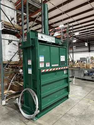 USED HARMONY M60CB VERTICAL BALER