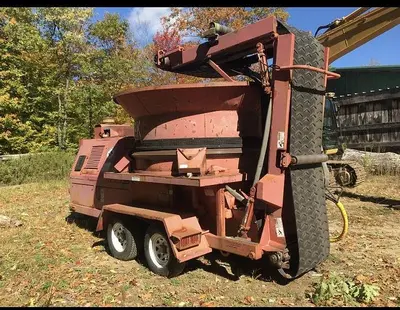 USED 2005 MORBARK 950