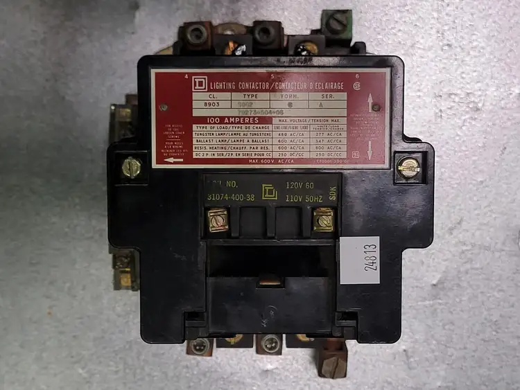 Used SQUARE D 8903SQG2V02 Switchgears British Columbia CA | Lenmark #242761