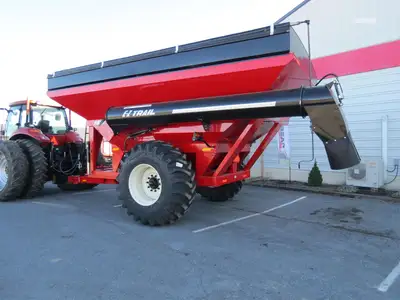 New | in-Stock 2025 E-Z TRAIL 1020 Grain Carts Pennsylvania US | Zimmerman Farm Service #1409834