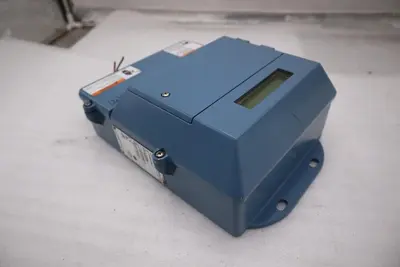 Rosemount 8712ESR1A1M4 Transmitter 2A 250V 50/60Hz - STOCK 3118CC