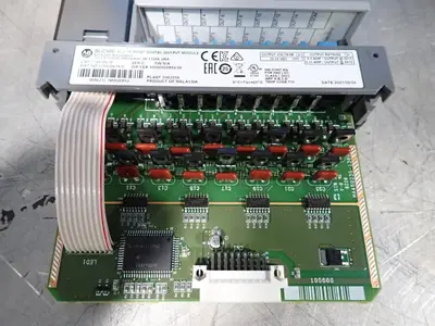 Used ALLEN BRADLEY 1746OV16 PLC Input & Output Ohio US | HGR 24 #786970