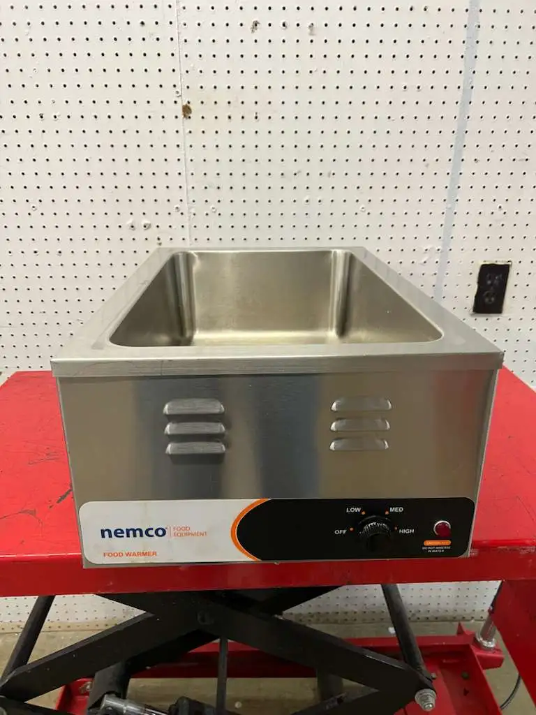 Used Nemco Used Nemco 6055A Stainless Countertop Food Warmer - 120V, 1200W Countertop Display Warmers Illinois US | Falcon Restaurant Supply #1375009