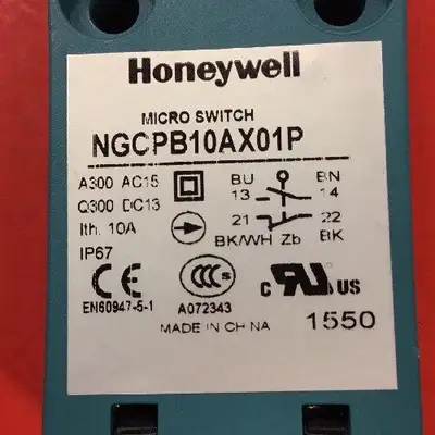 Honeywell NGCPB10AX01P Limit Switch Metal 1M Cable Roller Plunger 10A 6A