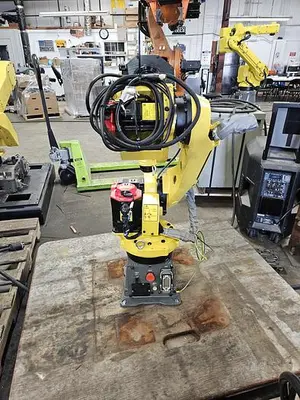 USED 2015 FANUC M-10IA/12