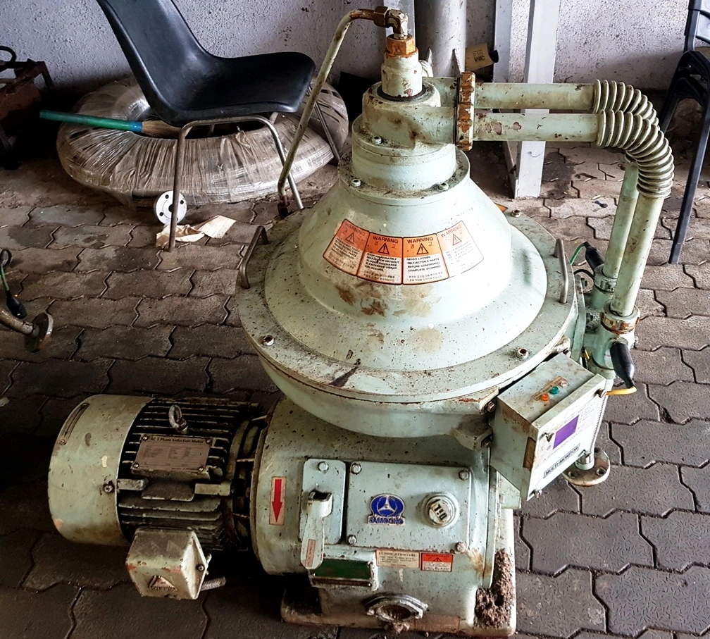 Mitsubishi SJ-30G self-cleaning oil purifier, SS bowl.