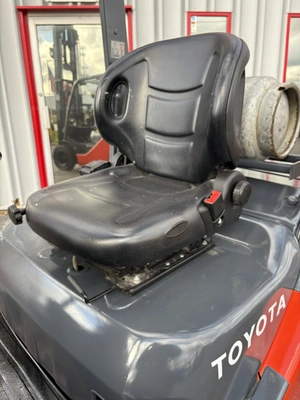 USED 2018 TOYOTA 8FGU25
