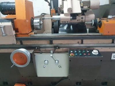 ZShM (ZMM) Universal Cylindrical Grinder, in condition of a new, ca. 100 work hrs only