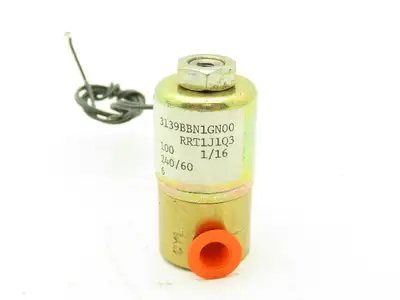 Honeywell Skinner 3139BBN1GN00 Solenoid Valve 3-Way NO 240V 100PSI 1/8" Lot of 4