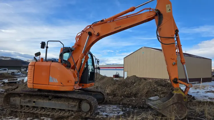 Used 2016 Doosan DX140LCR-3 Excavators | Rubbl #985938