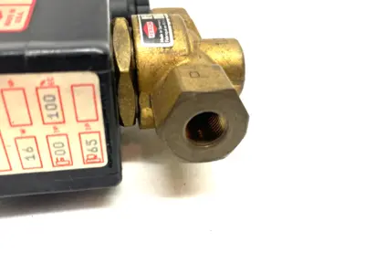USED HERION SOLENOID VALVE 3/2 24VDC 0700