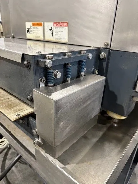 【中古】 変革型リーダーのパラダイム USED TIMESAVER 2111-12-0 Wide Belt Sanders in Florida US - #145663