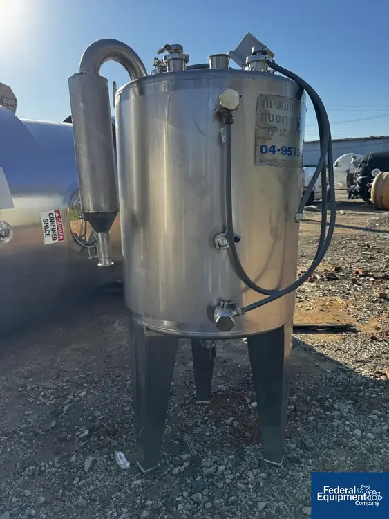 Used N/A 220-Gallon 316 Stainless Steel Tank Stainless Steel Tanks Ohio US | Federal Equipment Company #237703