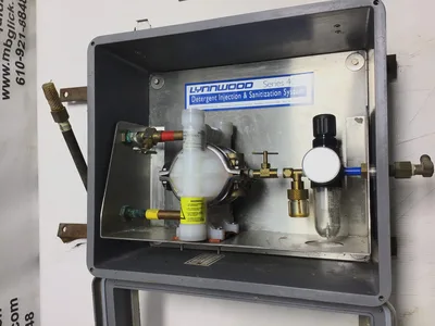 Lynnwood Series 4000 Detergent Injection & Sanitization System