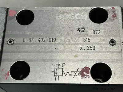 USED BOSCH 0 811 402 019