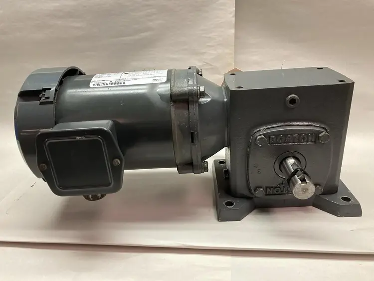 Used BOSTON GEAR F72120BSG Speed Reducers | Surplus Asset Holdings #1204417